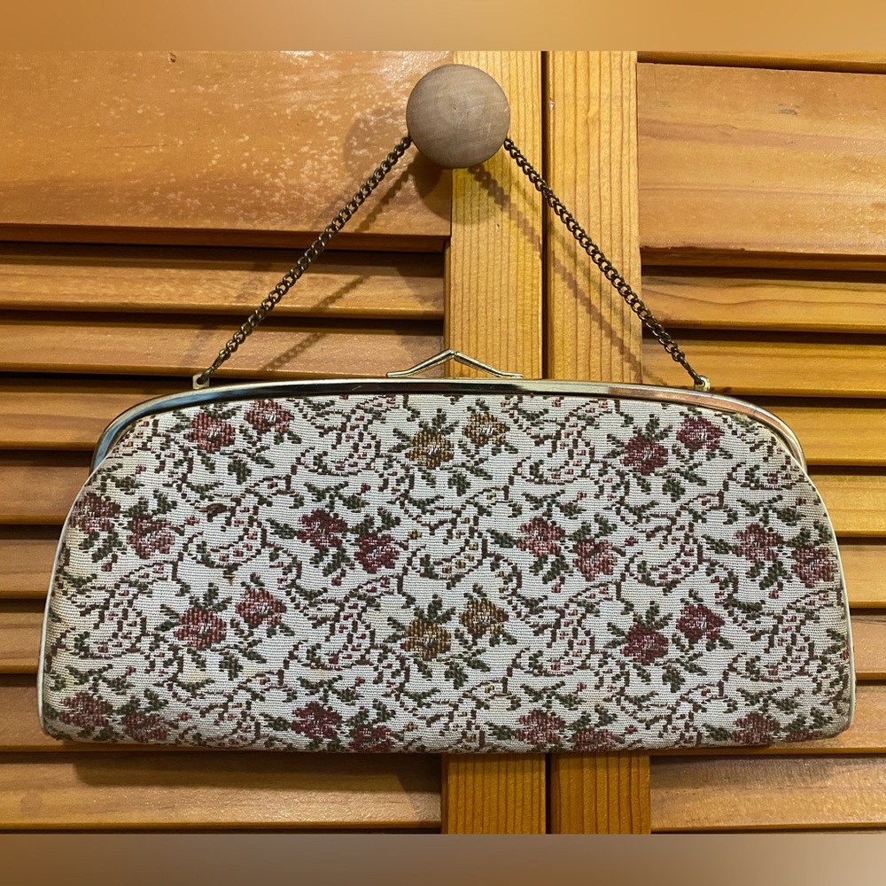 Vintage, floral embroidered handbag